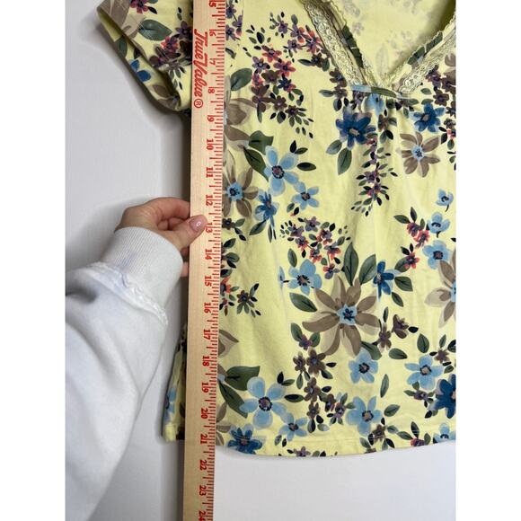 Vintage Women’s Basic Editions Floral Pattern V-Neck T Shirt Size Sm - Picture 7 of 8